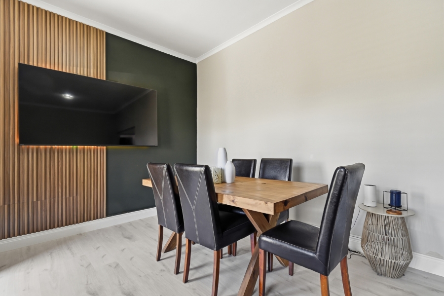 3 Bedroom Property for Sale in Rondebosch East Western Cape